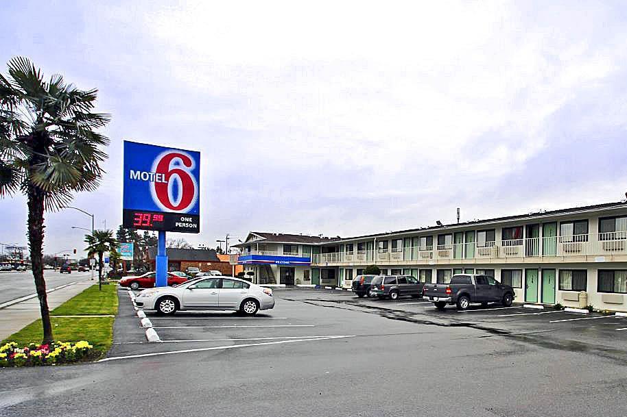 Motel 6-Fresno, Ca - Blackstone North Kültér fotó